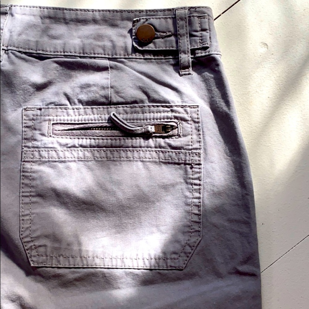 Gap Cropped Pants Size 6 Gray